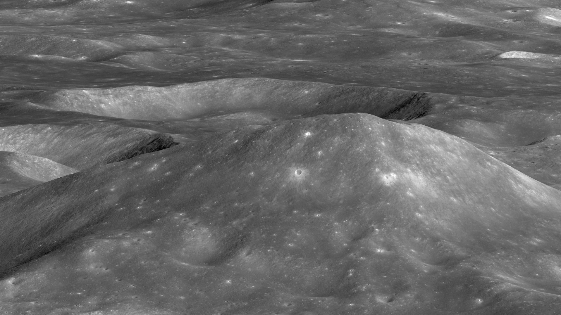 Magnifiques montagnes lunaires vues par la sonde LRO. © Nasa, Gsfc, Arizona State University